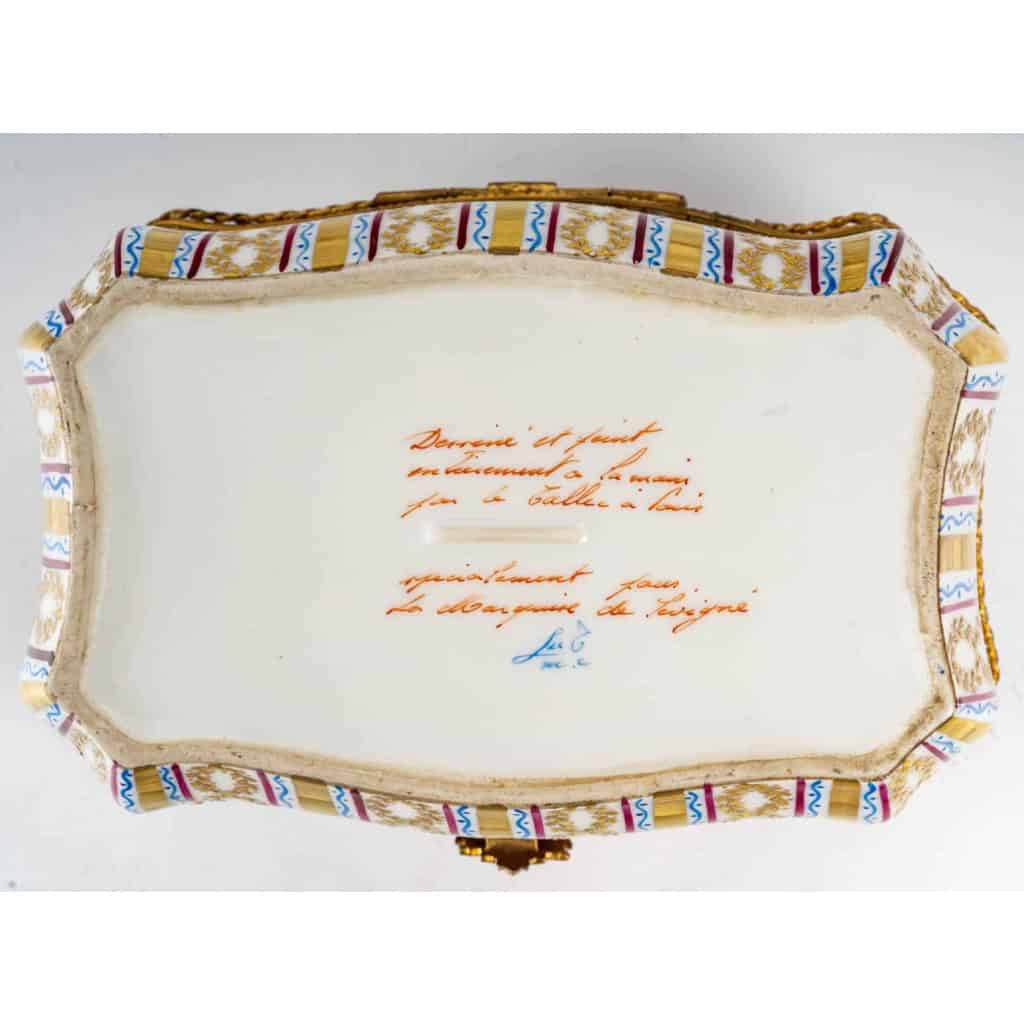 Bonbonnière Le Tallec, Motifs Grignanbleu | Biron Bonbonnière Le Tallec, Motifs Grignanbleu