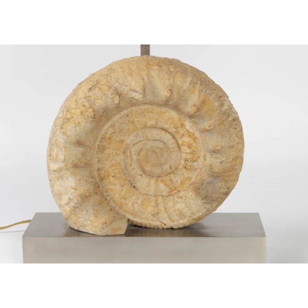 1970 Lampe en Métal Argenté et Ammonite Willy Daro | Biron 1970 Lampe en Métal Argenté et Ammonite Willy Daro