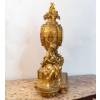 Pendule en bronze doré et ciselée d’époque Napoléon III | Biron Pendule en bronze doré et ciselée d'époque Napoléon III