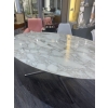 Florence KNOLL (1917-2019) : Table de salle à manger à plateau ovalisé | Biron Florence KNOLL (1917-2019) : Table de salle à manger à plateau ovalisé