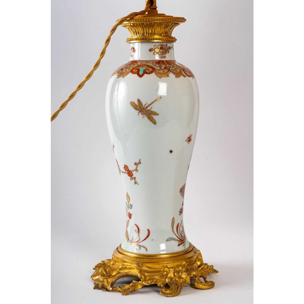 Paire de lampes en porcelaine chinoise fin XIXème siècle | Biron Paire de lampes en porcelaine chinoise fin XIXème siècle
