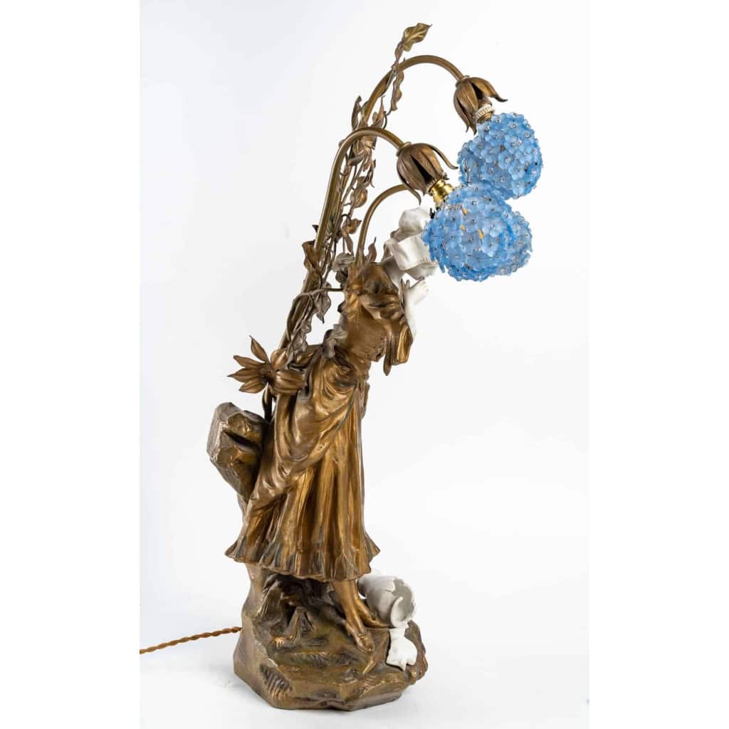 Lampe Perrette et le pot à lait, Medhat, Début XXème siècle | Biron Lampe Perrette et le pot à lait, Medhat, Début XXème siècle