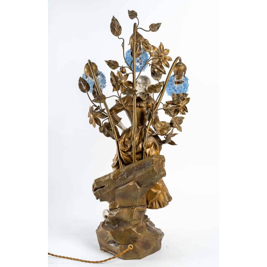 Lampe Perrette et le pot à lait, Medhat, Début XXème siècle | Biron Lampe Perrette et le pot à lait, Medhat, Début XXème siècle