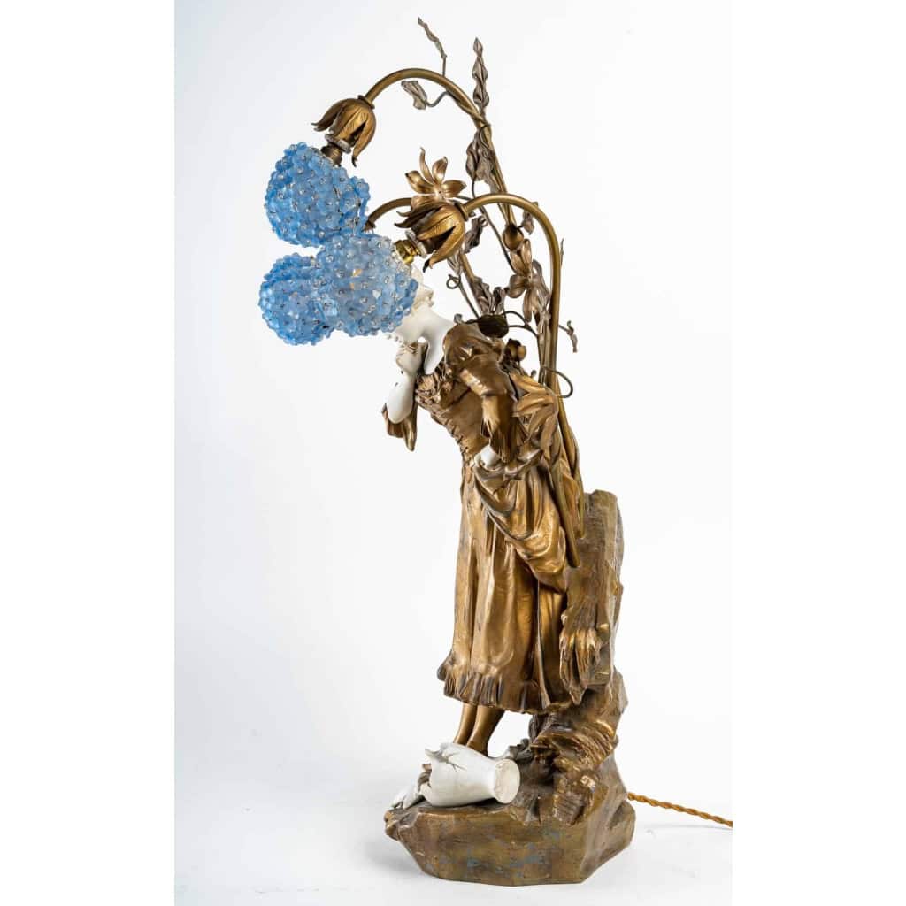 Lampe Perrette et le pot à lait, Medhat, Début XXème siècle | Biron Lampe Perrette et le pot à lait, Medhat, Début XXème siècle