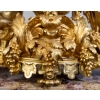 Exceptionnelle garniture de cheminée en bronze dorée et ciselé. | Biron Exceptionnelle garniture de cheminée en bronze dorée et ciselé.