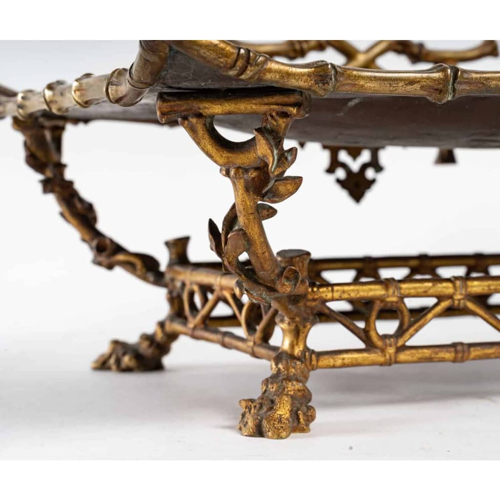 Coupe en bronze doré japonisante, XIXème sièce | Biron Coupe en bronze doré japonisante, XIXème sièce