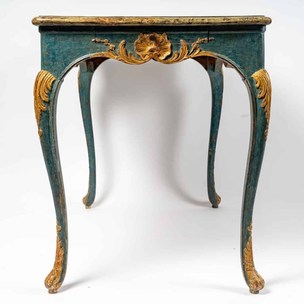 Table de milieu. | Biron Table de milieu.