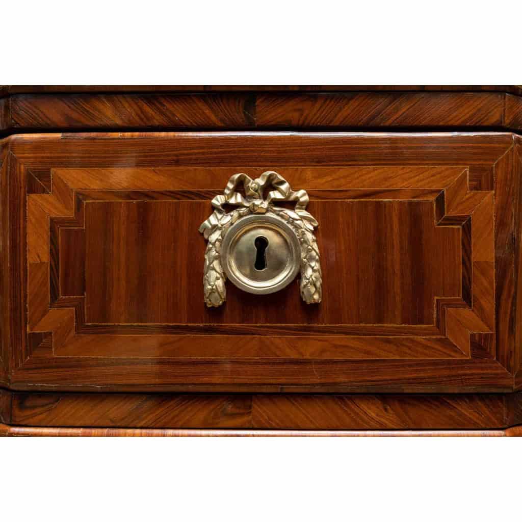 Commode d'époque Transition