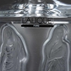 Lalique France, Carafe à Whisky Modèle « Femmes Antique » crée par Marc Lalique | Biron Lalique France, Carafe à Whisky Modèle "Femmes Antique" crée par Marc Lalique