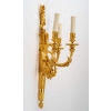 Paire de grandes appliques de style Louis XVI. | Biron Paire de grandes appliques de style Louis XVI.