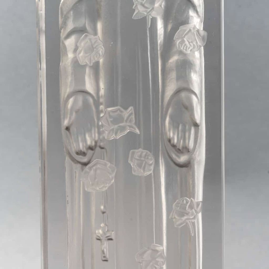 Statuette « Sainte Thérèse de l’Enfant Jésus » verre blanc de René LALIQUE | Biron Statuette "Sainte Thérèse de l'Enfant Jésus" verre blanc de René LALIQUE