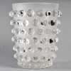 Vase « Mossi » en verre blanc de René LALIQUE | Biron Vase "Mossi" en verre blanc de René LALIQUE