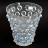 Vase « Bammako » verre opalescent de René LALIQUE | Biron Vase "Bammako" verre opalescent de René LALIQUE