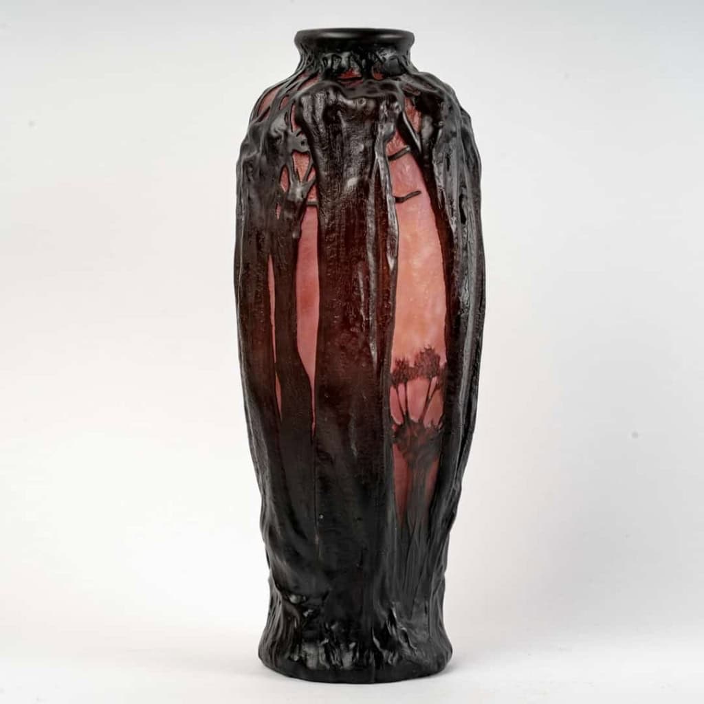 Vase verre multicouche dégagé à l’acide rose et brun de DAUM NANCY | Biron Vase verre multicouche dégagé à l'acide rose et brun de DAUM NANCY