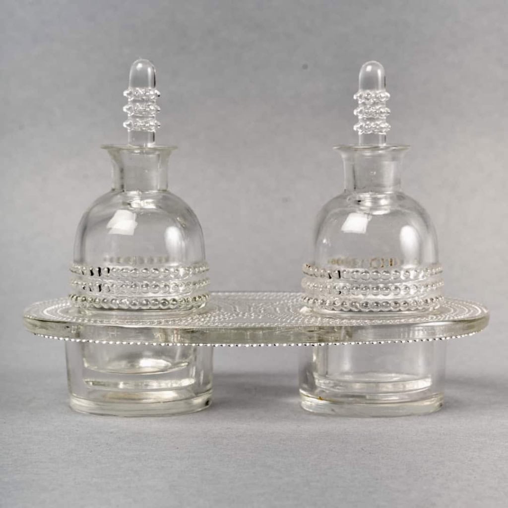 Huilier-Vinaigrier « Nippon » verre blanc de René LALIQUE | Biron Huilier-Vinaigrier "Nippon" verre blanc de René LALIQUE