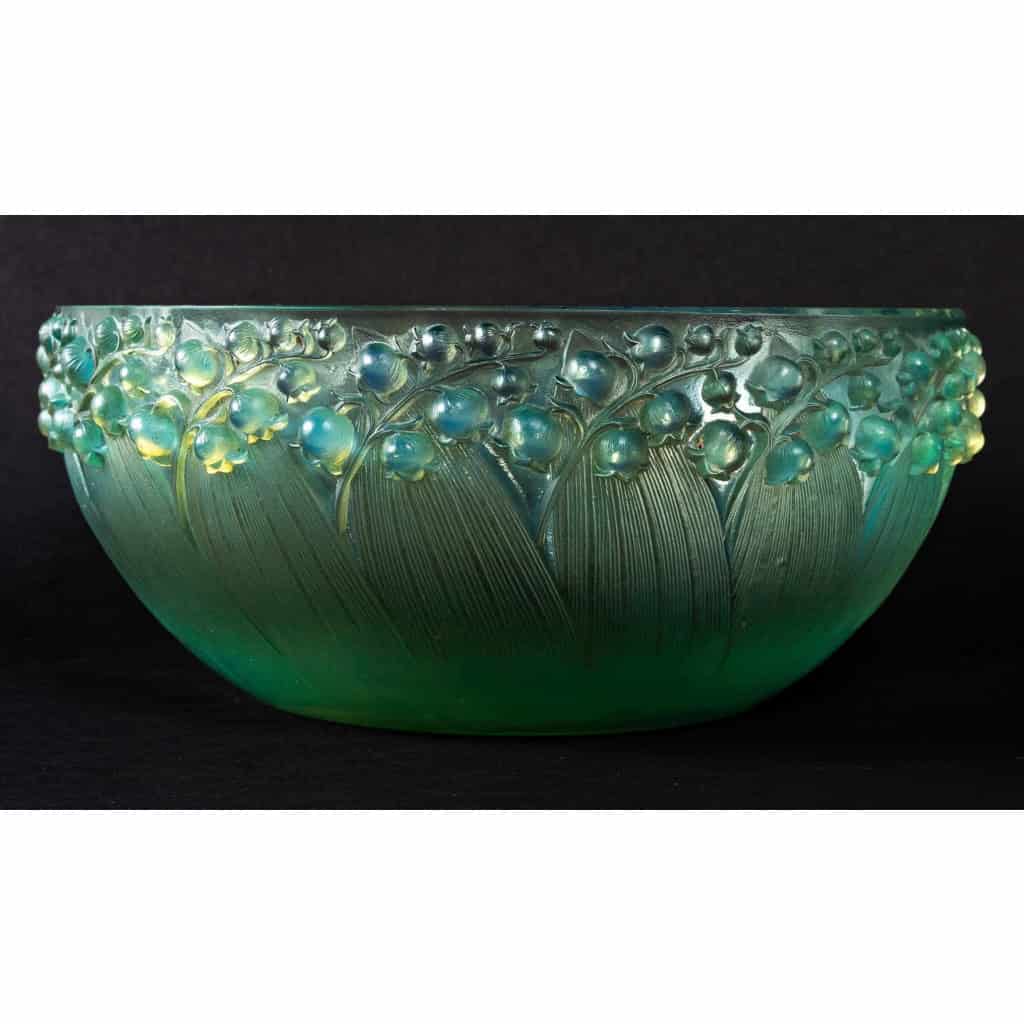 R.LALIQUE : Coupe « Muguet » 1931 | Biron R.LALIQUE : Coupe « Muguet » 1931