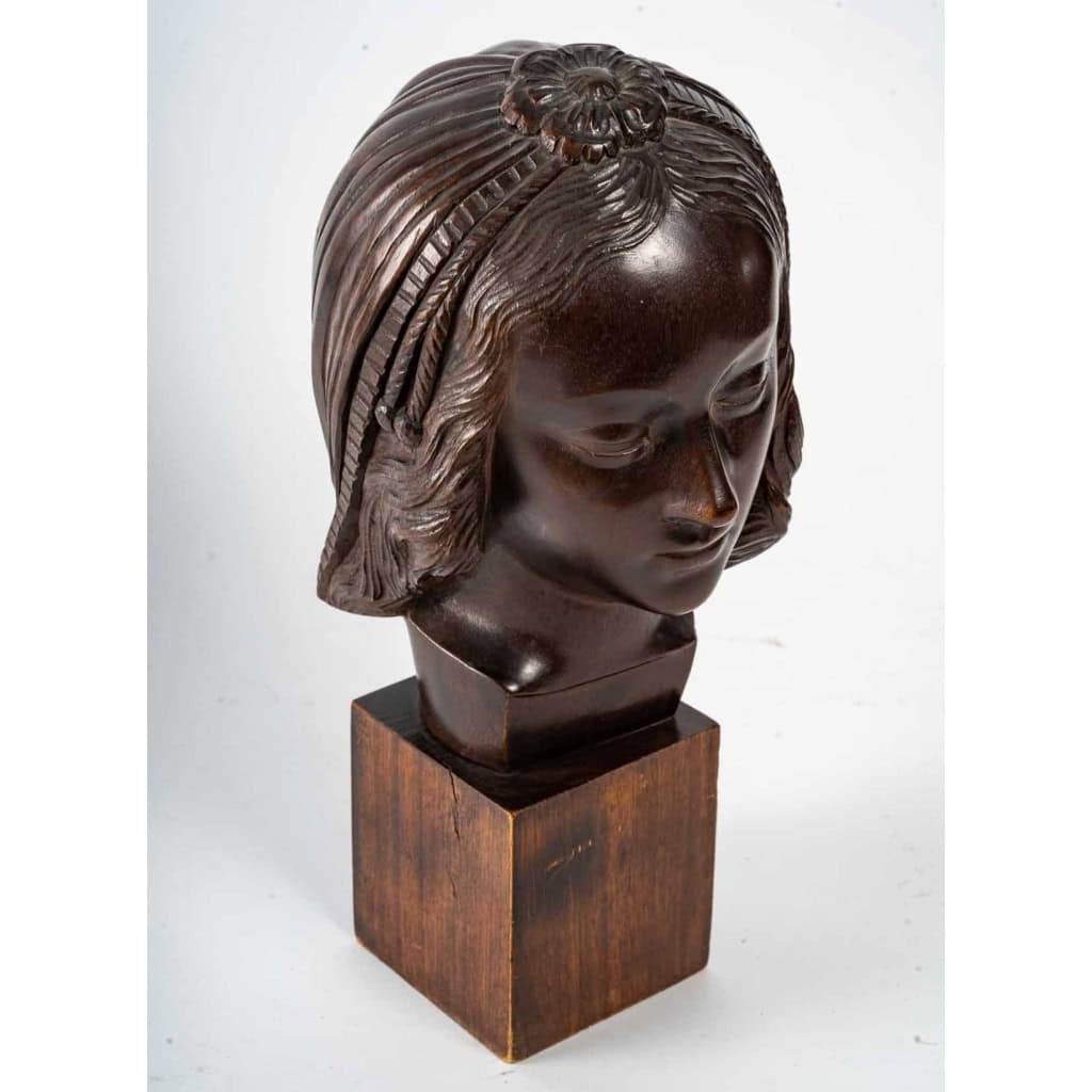 Tête d’une Femme, Sculpture en Bois, Art Déco, 1930. | Biron Tête d'une Femme, Sculpture en Bois, Art Déco, 1930.