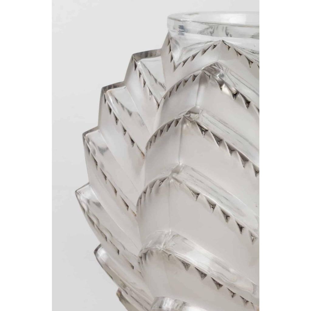 René Lalique : Vase « Soustons » | Biron René Lalique : Vase "Soustons"