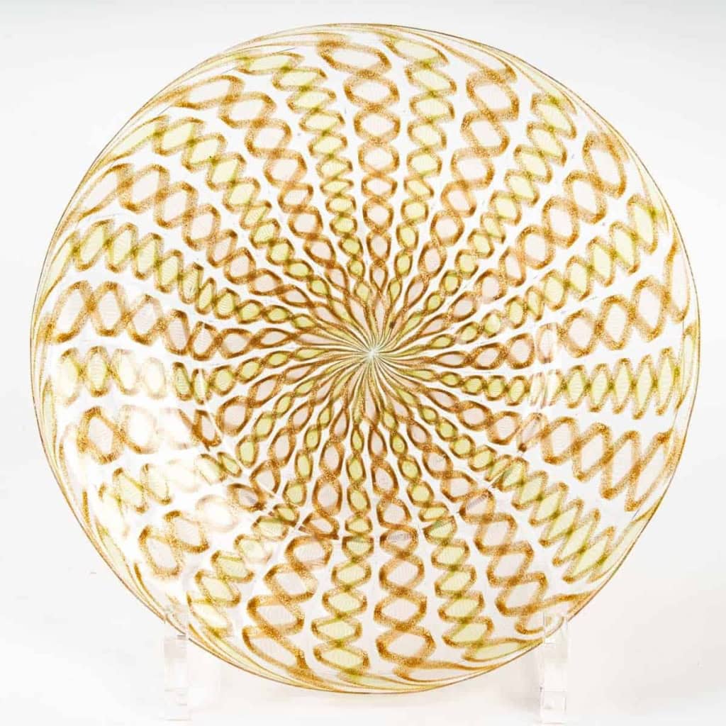 8 Assiettes à filigrannes, Versailles XIXème siècle