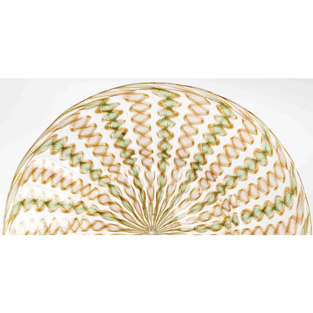 8 Assiettes à filigrannes, Versailles XIXème siècle