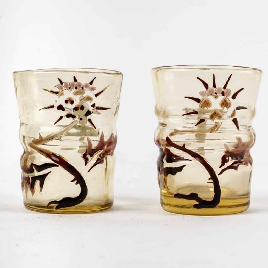 Deux verres à saké – liqueur « Chardons » verre jaune à décor de chardons émaillés d’Emile GALLE | Biron ||||||