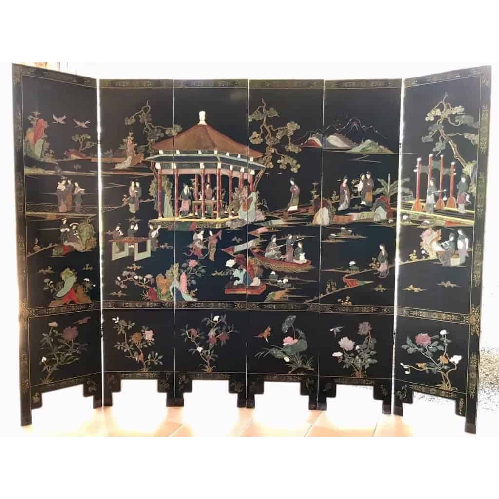 Grand Paravent En Laque Et Pierres Dures. Circa 1950 | Biron Grand Paravent En Laque Et Pierres Dures. Circa 1950