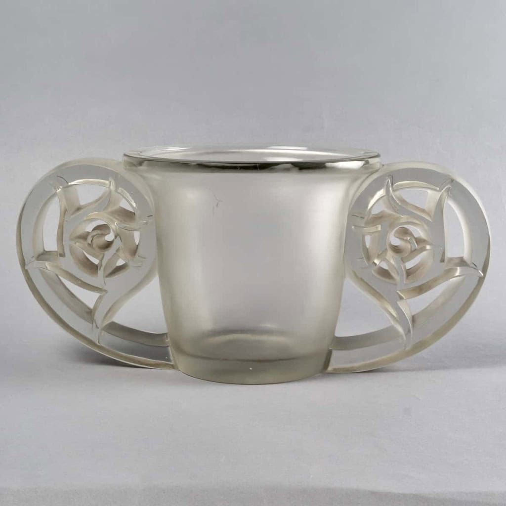 Vase « Pierrefonds » verre blanc de René LALIQUE | Biron Vase "Pierrefonds" verre blanc de René LALIQUE