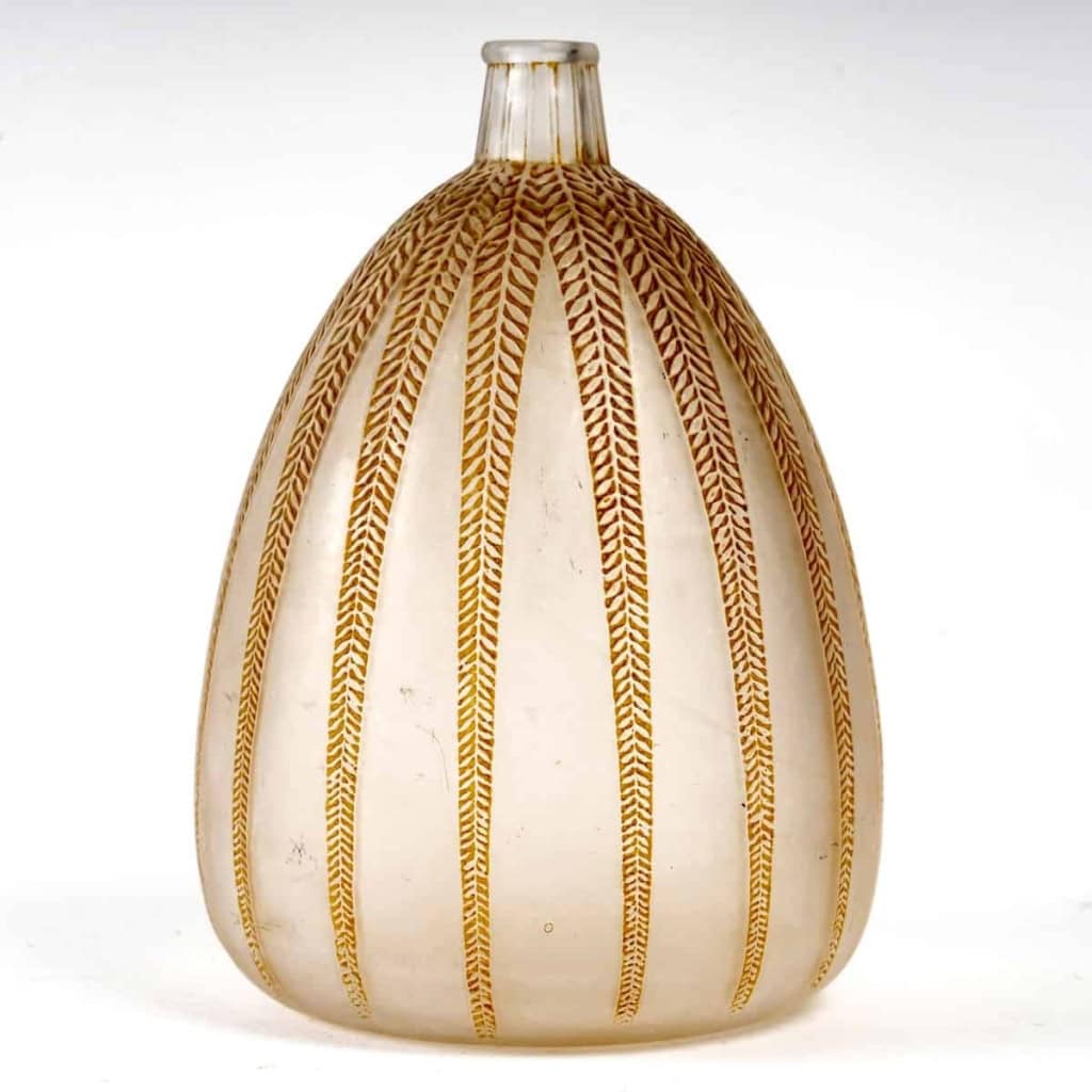 Vase « Mimosa » verre blanc patiné sépia de René LALIQUE | Biron |||||