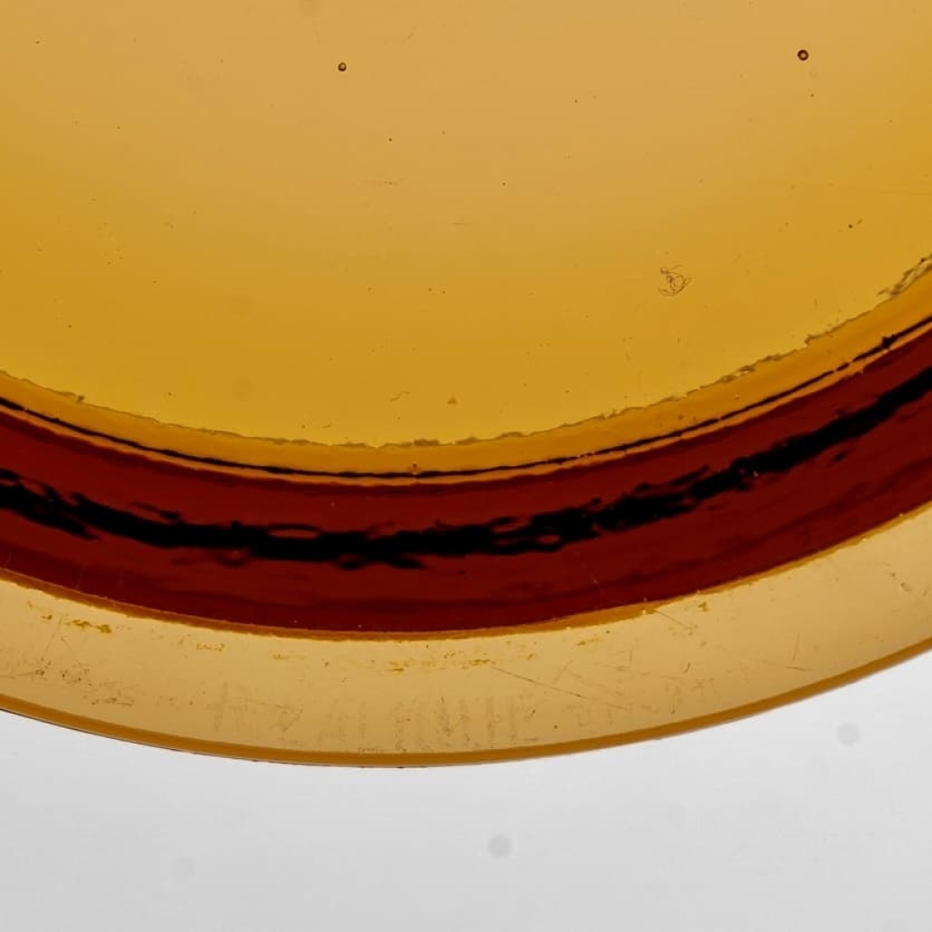 Boîte « Sainte Odile » en verre ambre de René LALIQUE | Biron Boîte "Sainte Odile" en verre ambre de René LALIQUE