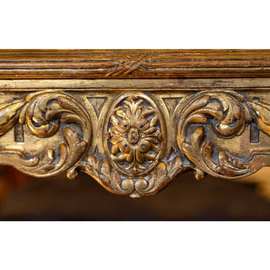 Table de salon en bois doré, Début XIXème siècle | Biron Table de salon en bois doré, Début XIXème siècle