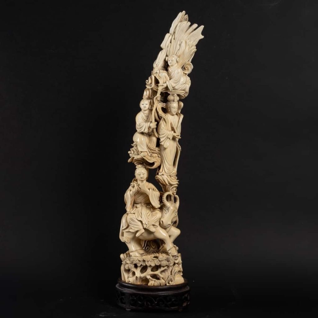 Sculpture en ivoire de mammouth japonais, XIXème siècle | Biron ||||||||||