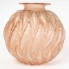 Vase « Marisa » verre blanc patiné corail de René LALIQUE | Biron |||||||