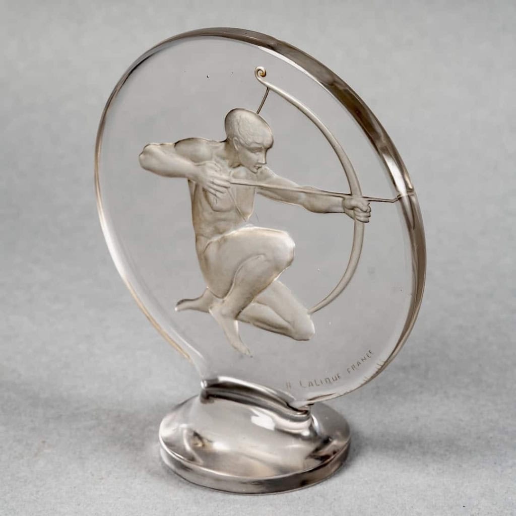 Mascotte « Archer » verre blanc de René LALIQUE | Biron Mascotte « Archer » verre blanc de René LALIQUE
