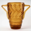  Vase Art-Déco à anses verre orange ambré dégagé à l’acide de DAUM | Biron  Vase Art-Déco à anses verre orange ambré dégagé à l’acide de DAUM