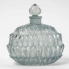 Flacon « Amélie » verre blanc patiné bleu de René LALIQUE | Biron Flacon "Amélie" verre blanc patiné bleu de René LALIQUE