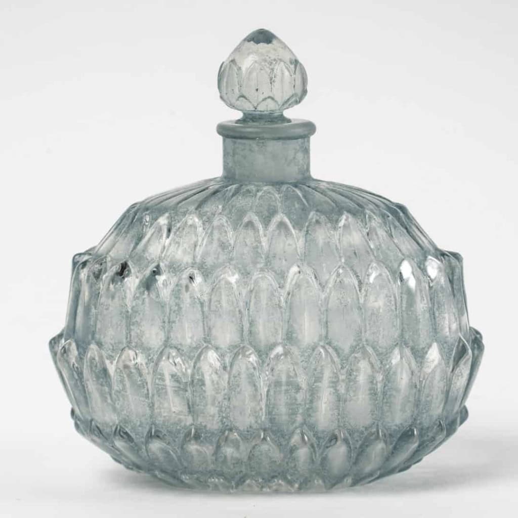 Flacon « Amélie » verre blanc patiné bleu de René LALIQUE | Biron Flacon "Amélie" verre blanc patiné bleu de René LALIQUE