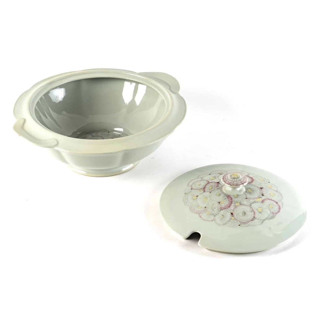 Service de Table « Pâquerettes » porcelaine céladon de Suzanne LALIQUE pour Haviland | Biron Service de Table "Pâquerettes" porcelaine céladon de Suzanne LALIQUE pour Haviland