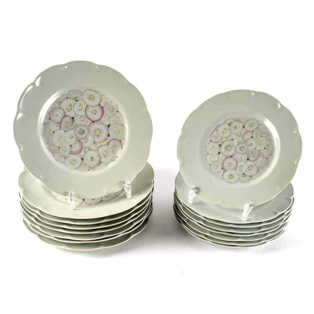 Service de Table « Pâquerettes » porcelaine céladon de Suzanne LALIQUE pour Haviland | Biron Service de Table "Pâquerettes" porcelaine céladon de Suzanne LALIQUE pour Haviland