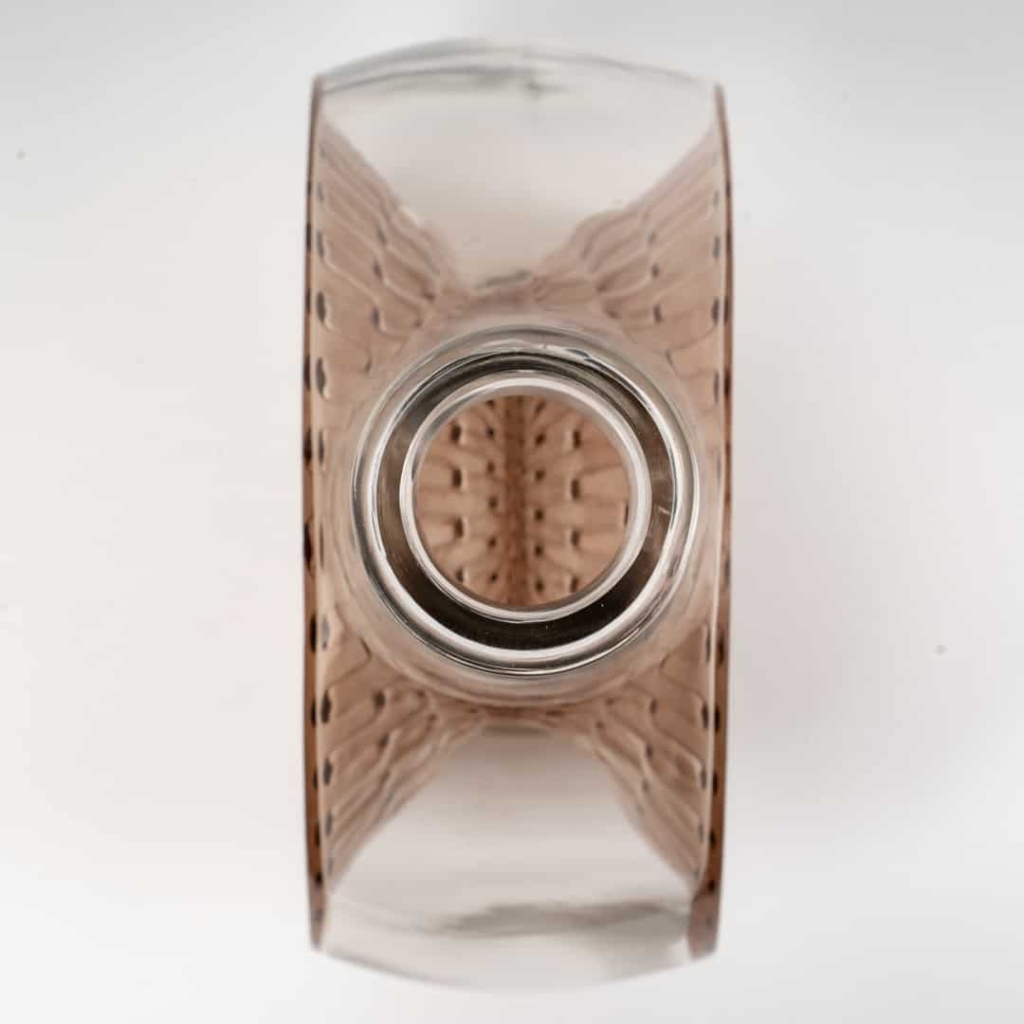 Carafe « Reine Marguerite » verre blanc patiné sépia et émaillé marron de René LALIQUE 8 Carafe « Reine Marguerite » verre blanc patiné sépia et émaillé marron de René LALIQUE 8