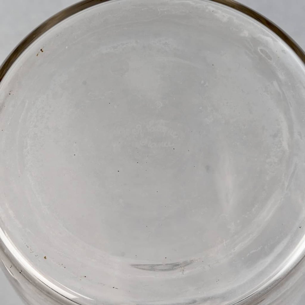 Carafe « Savergne » verre blanc de René LALIQUE | Biron Carafe "Savergne" verre blanc de René LALIQUE