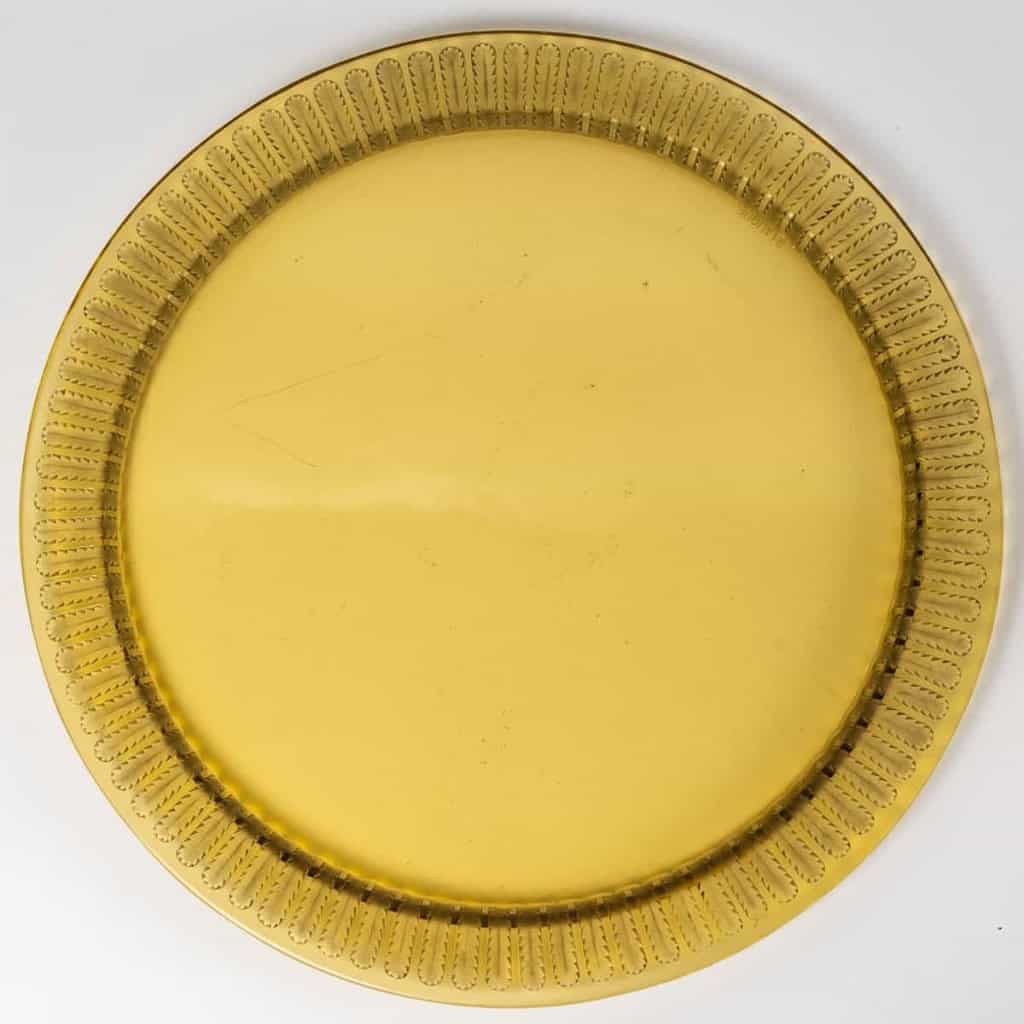 Service « Jaffa » verre jaune ambré créé par René LALIQUE | Biron Service "Jaffa" verre jaune ambré créé par René LALIQUE