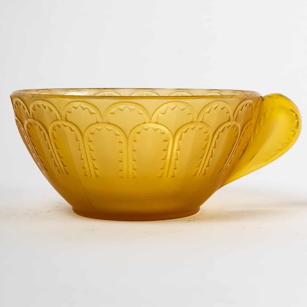Service « Jaffa » verre jaune ambré créé par René LALIQUE | Biron Service "Jaffa" verre jaune ambré créé par René LALIQUE