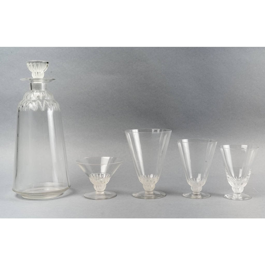 Service « Champigny » verre blanc de René LALIQUE – 37 pièces | Biron ||||||||||