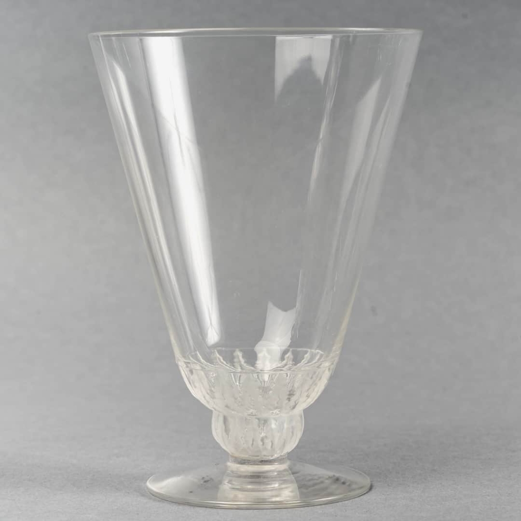 Service « Champigny » verre blanc de René LALIQUE – 37 pièces | Biron Service "Champigny" verre blanc de René LALIQUE - 37 pièces