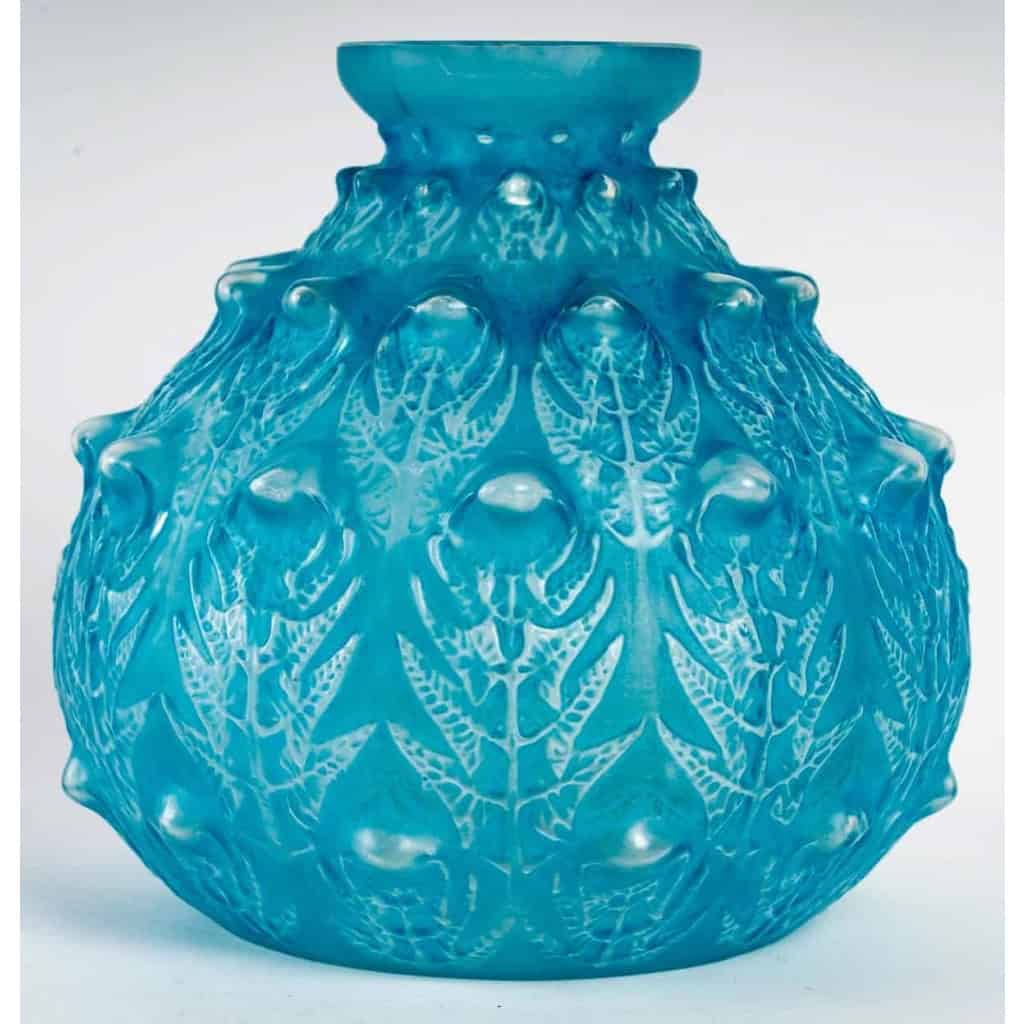 Vase « Fougères » verre blanc patiné bleu de René LALIQUE | Biron |||||||