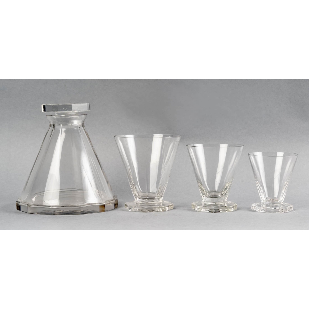 Service « Quincy » verre blanc de René Lalique – 37 pièces | Biron |||||||