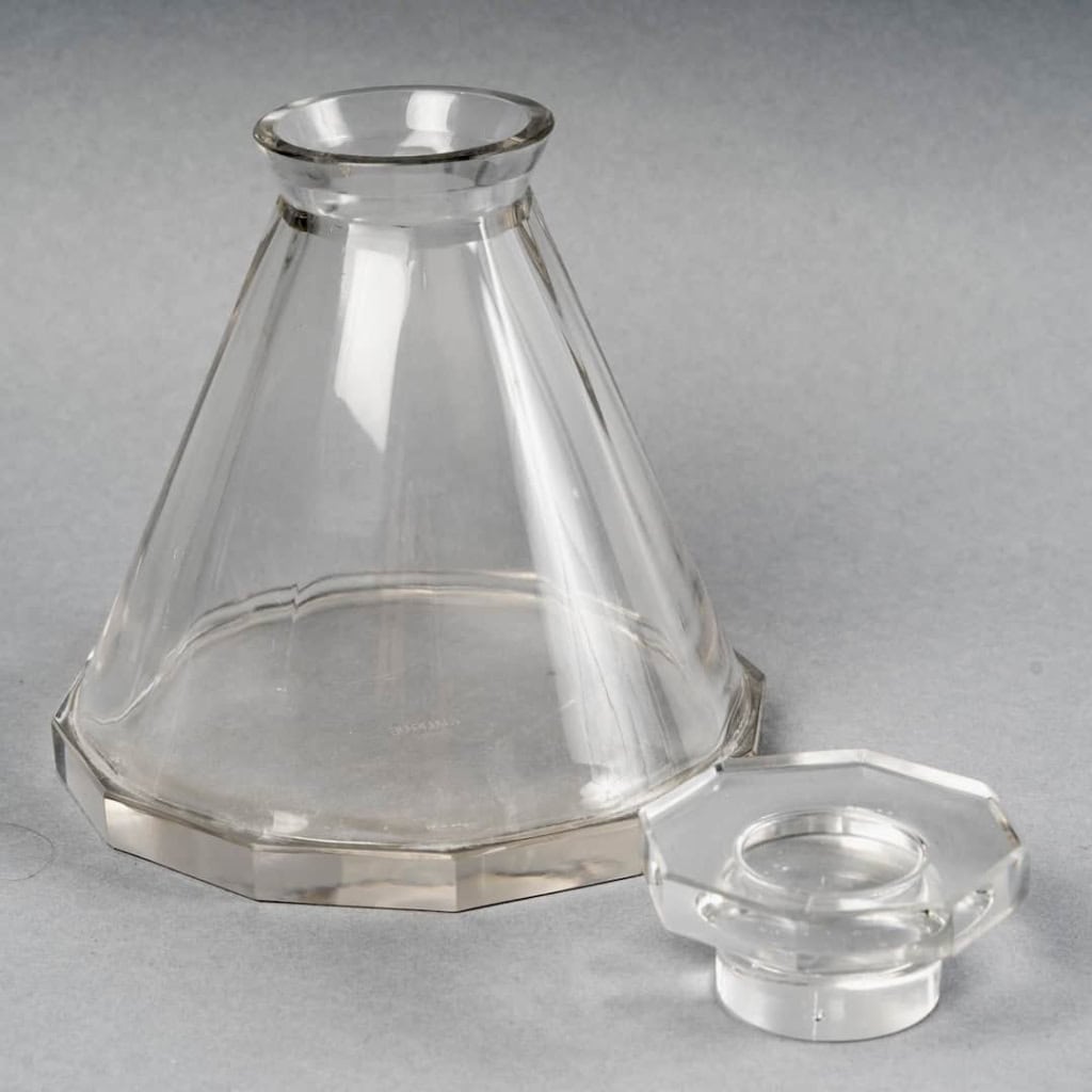 Service « Quincy » verre blanc de René Lalique – 37 pièces | Biron Service "Quincy" verre blanc de René Lalique - 37 pièces