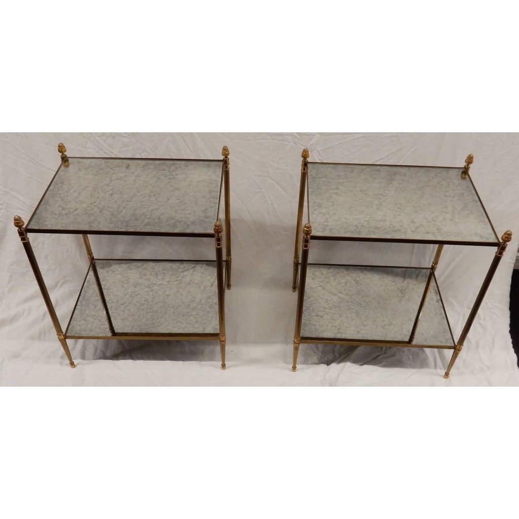 1950/70′ Paire De Bouts De Canapé Rectangulaires Maison Baguès Laiton et Bronze Plateaux Miroirs Oxydés Vieillis et Avec | Biron |||||||
