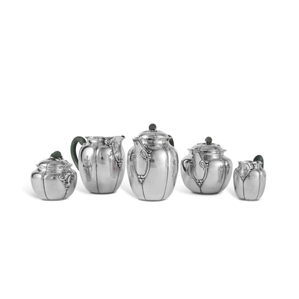 Service café et thé Art Nouveau argent massif et néphrite de Jean E. PUIFORCAT | Biron Service café et thé Art Nouveau argent massif et néphrite de Jean E. PUIFORCAT