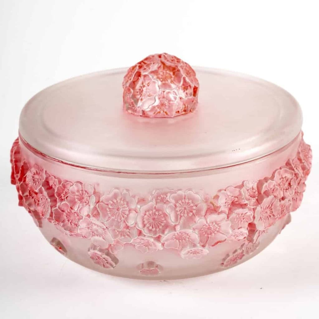 Boîte « Primevères » verre blanc patiné rose de René LALIQUE | Biron Boîte "Primevères" verre blanc patiné rose de René LALIQUE